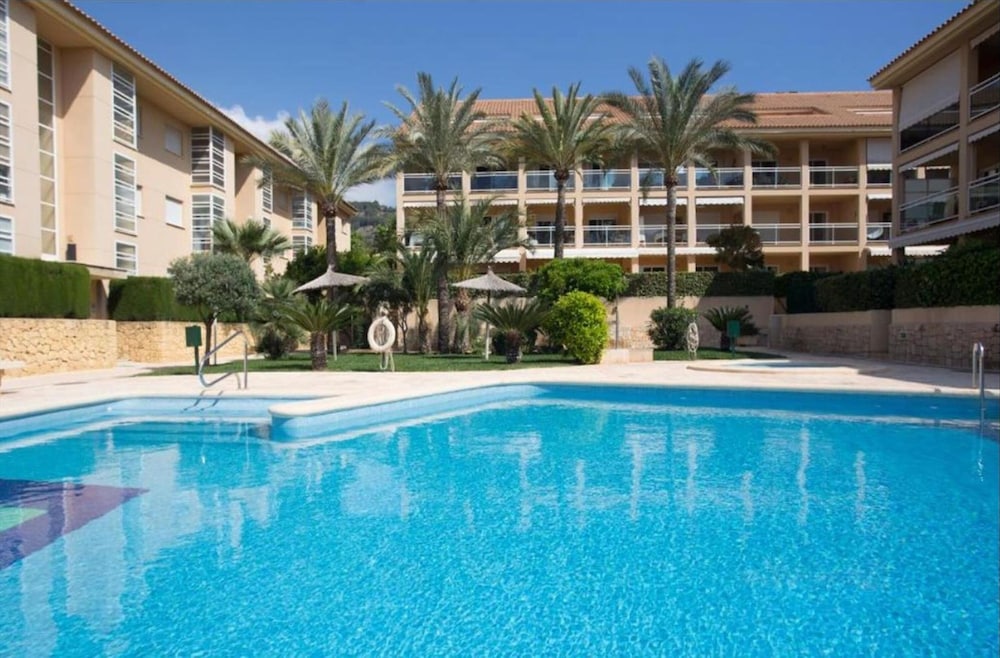 Golden in Javea With 3 Bedrooms and 2 Bathrooms