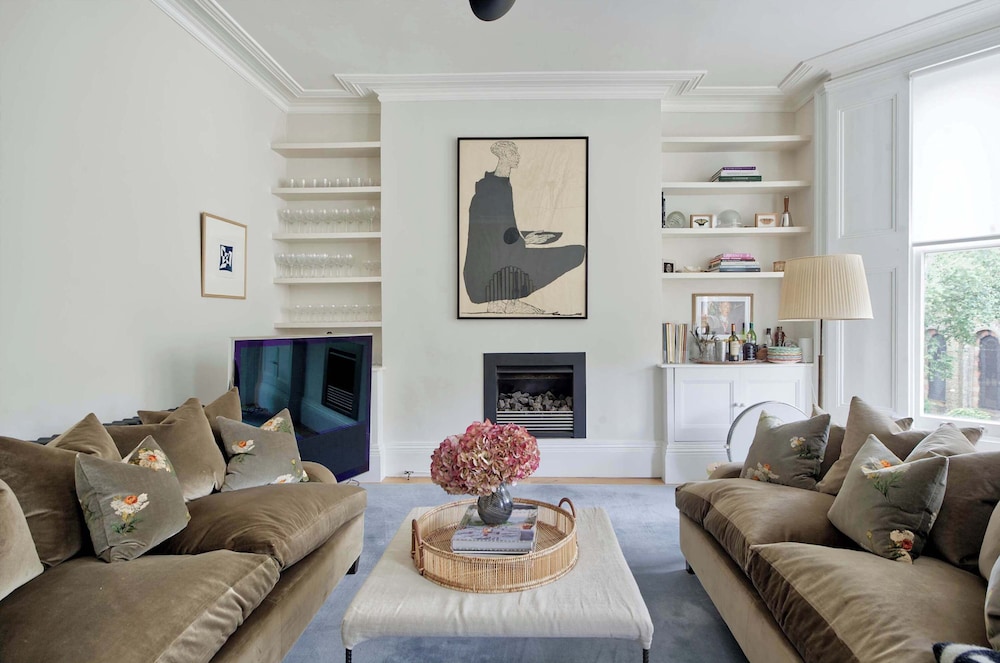 Exquisite 2 Bedroom Flat in Notting Hill