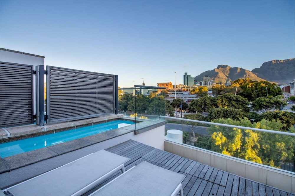 The Canal Three Bedroom Pool Duplex Penthouse - 605