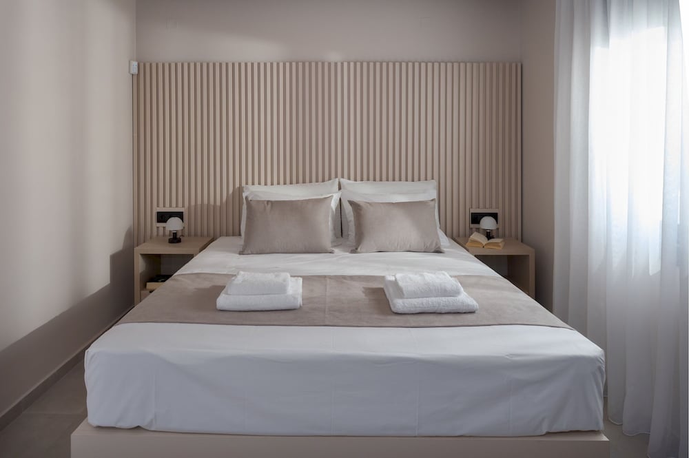 Potame Suite by Estia Pool View