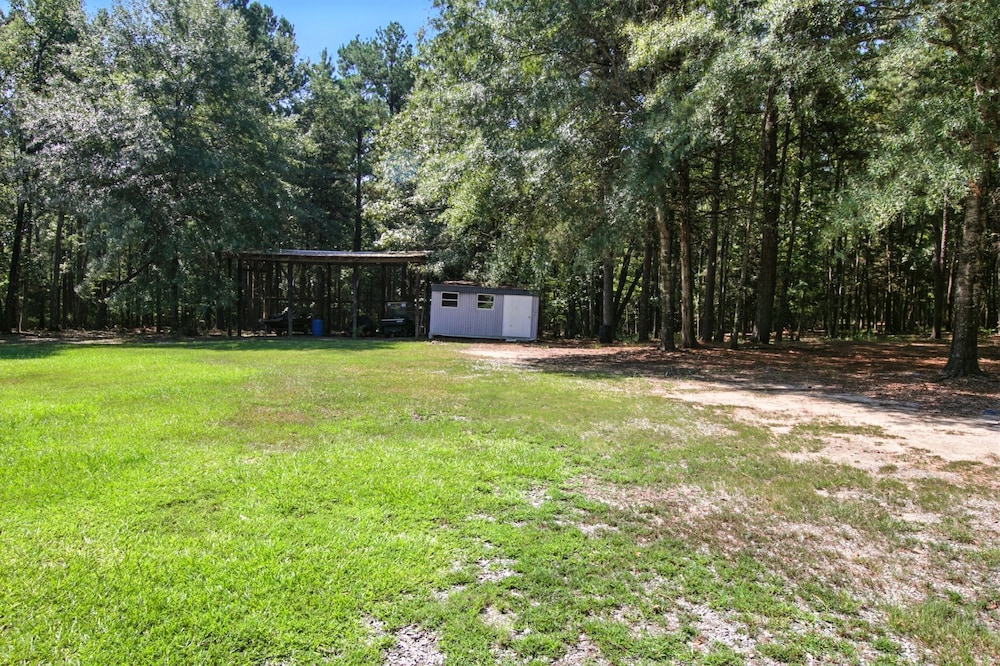 Tranquil Country Retreat Surrounded By Nature 3 Bedroom Home