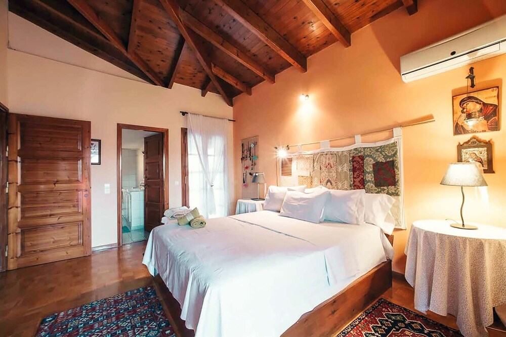 Villa Oneirama - Nafplio Garden Retreat