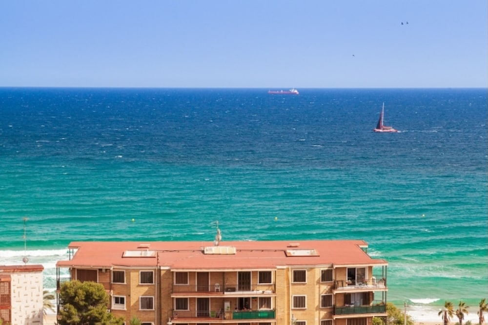 Th163 Apartamento Via Augusta con Vistas al mar