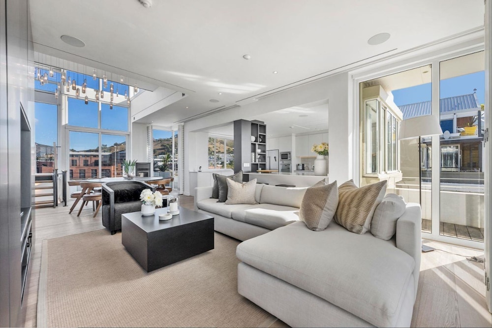 The Canal Three Bedroom Pool Duplex Penthouse - 505