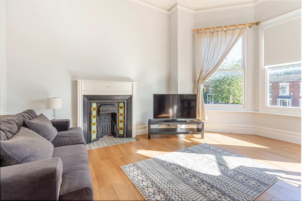 Host Stay Droitwich Road Dwelling
