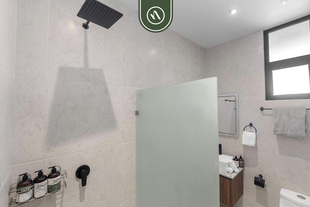 Brand New 1 BR Condo Right Next to the Malecon