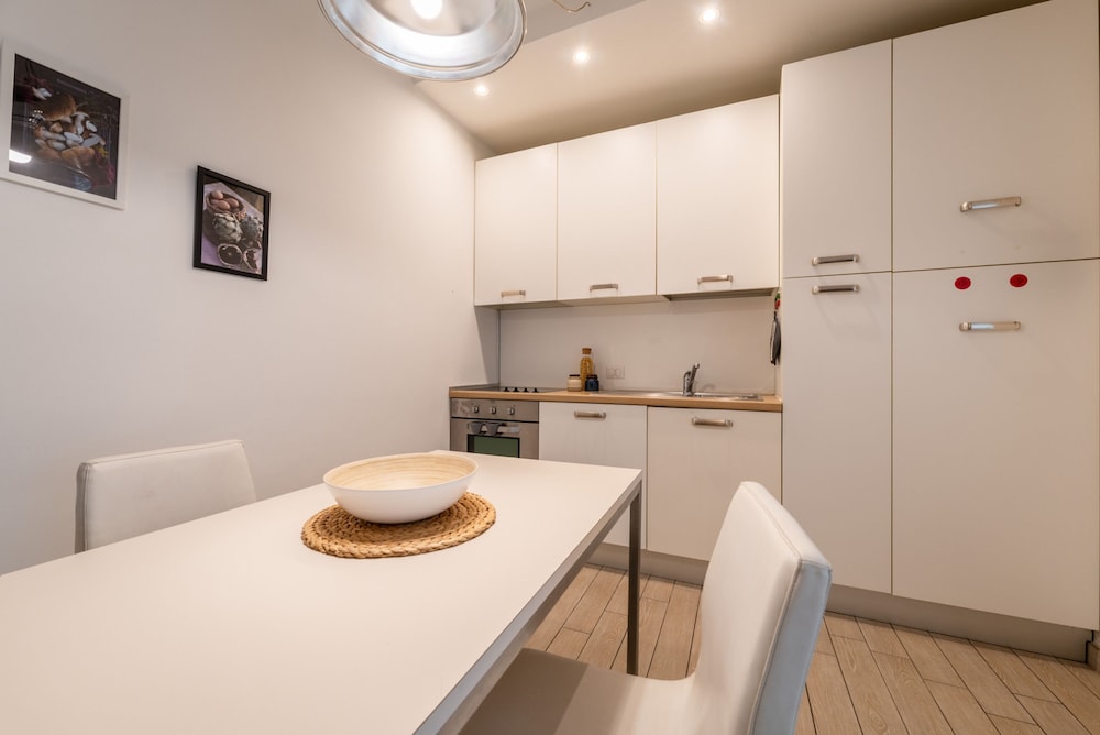 Viale Lecco 105 by Wonderful Italy