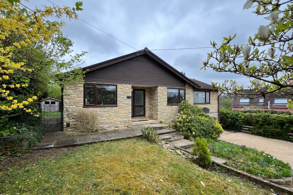 The Oxford Garden House - Spacious 5-bed Oxford Home With Garden Balcony