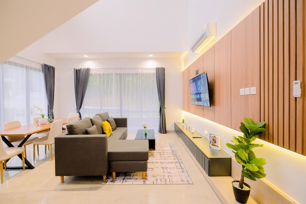 Vimala Hills Villa Gadog Puncak 3Br For 12 Pax, Ciawi - 12