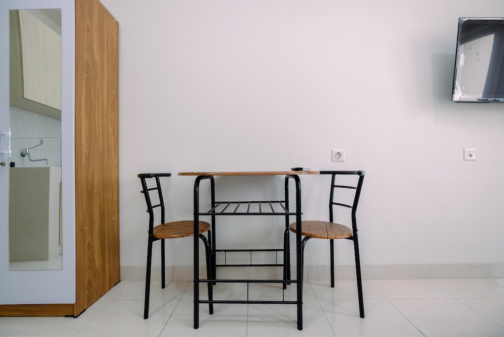 Comfy Studio at Sentul Tower Apartment