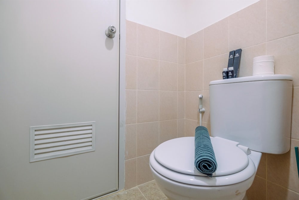 Comfortable 2BR Apartment at Podomoro Golf View
