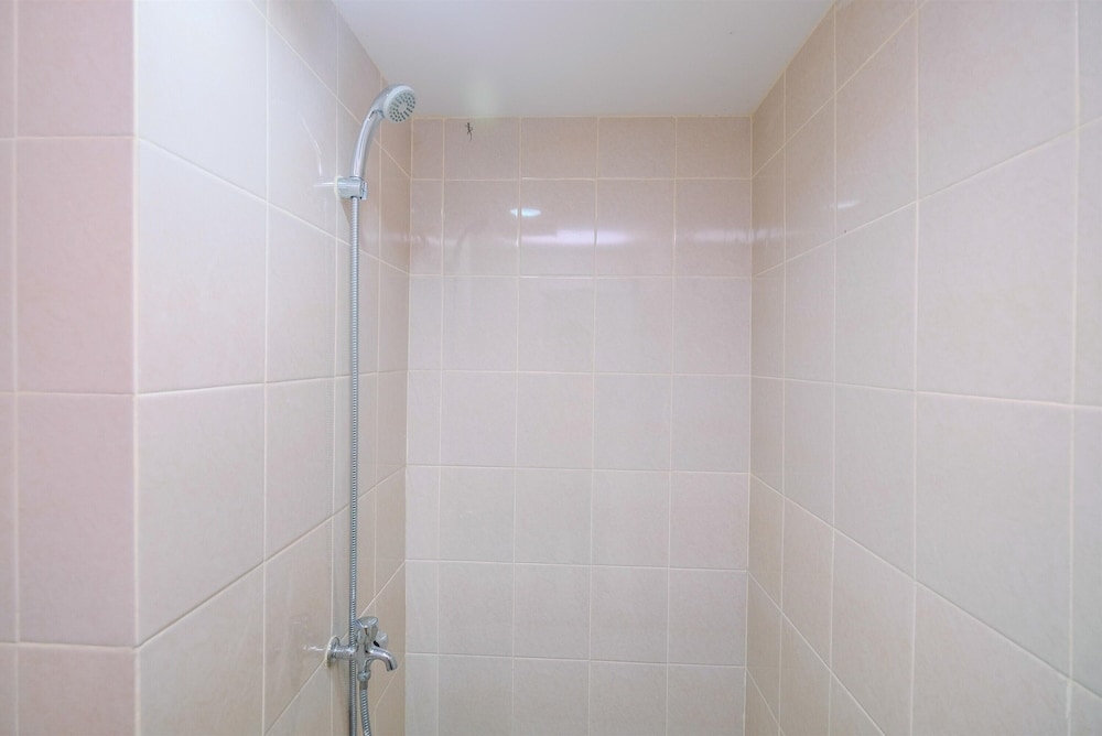 Cozy Stay 2BR at Podomoro Golf View Apartment