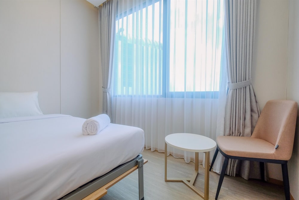 Serene And Nice 2Br At Samara Suites Apartment