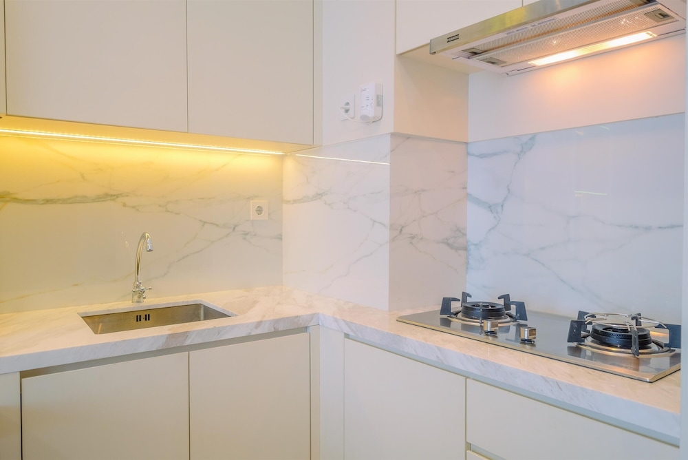 Serene And Nice 2Br At Samara Suites Apartment