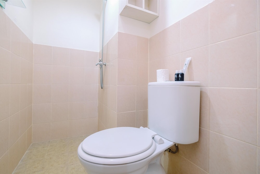 Good Choice and Homey Studio Podomoro Golf View Apartment