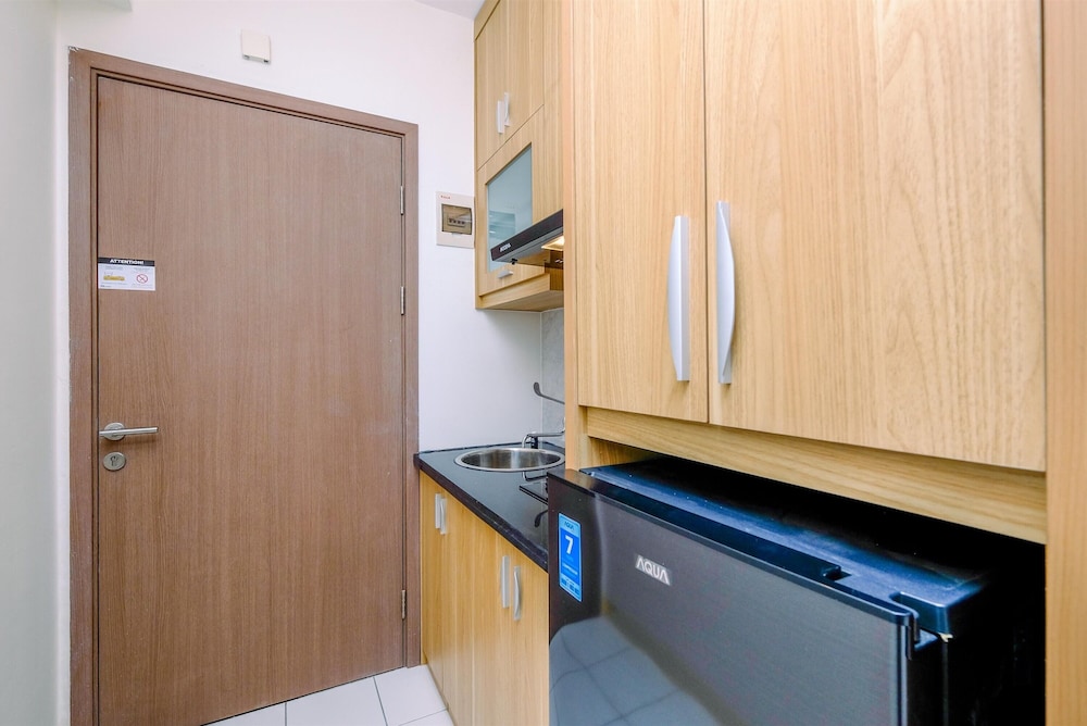 Nice and Comfort Studio at 25th Floor Podomoro Golf View Apartment