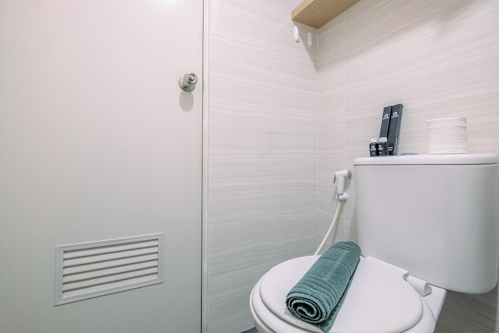 Comfortable and Tidy 2BR Podomoro Golf View Apartment