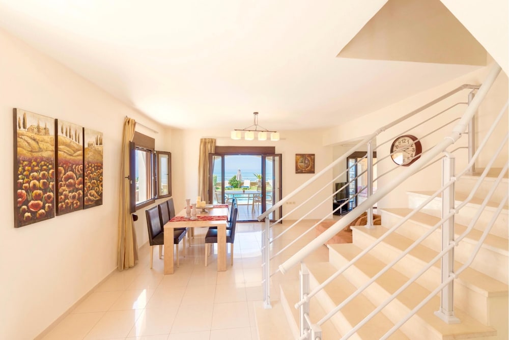 Villa Avra Crete en Rethymno — dining