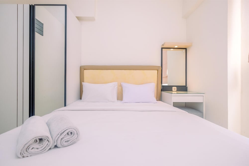 Best Deal and and Cozy 2BR Podomoro Golf View Apartment