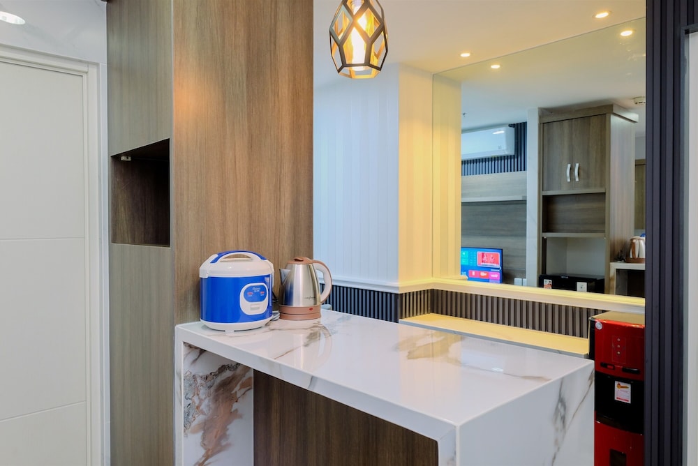 Best Deal and Modern 1BR Sentul Tower Apartment