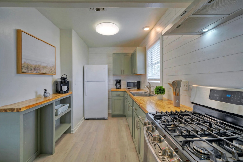 Kenna s Kabana by Avantstay 2 Blocks to Beach
