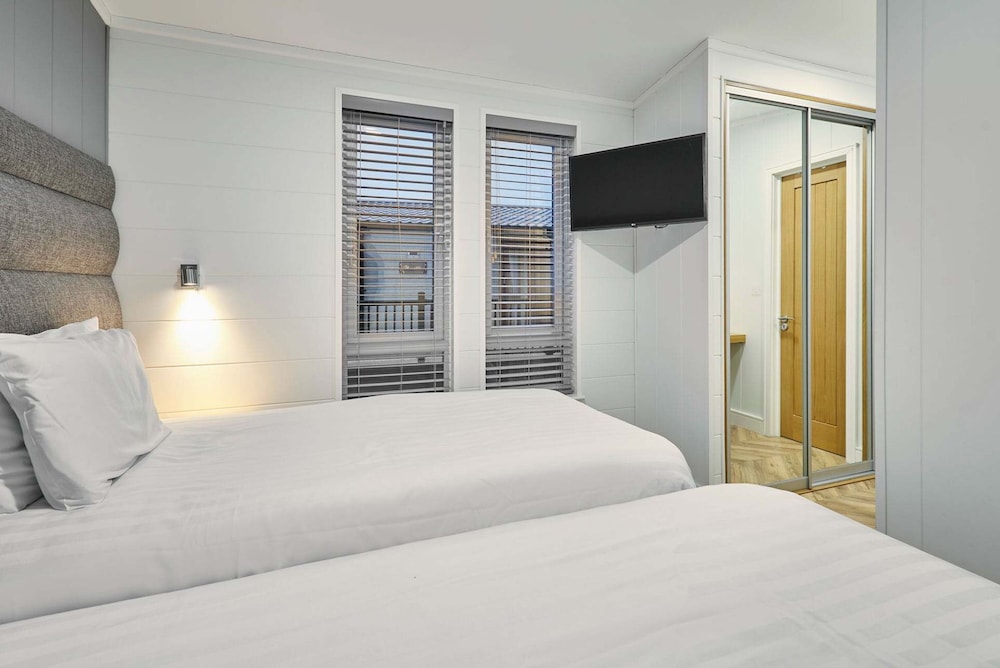 Host Stay Sycamore Spa Lodge