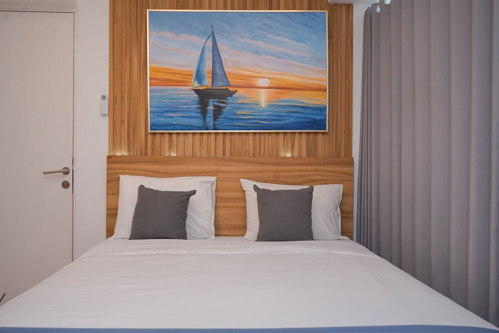 Luxurious 2BR at Urbantown Serpong Apartment