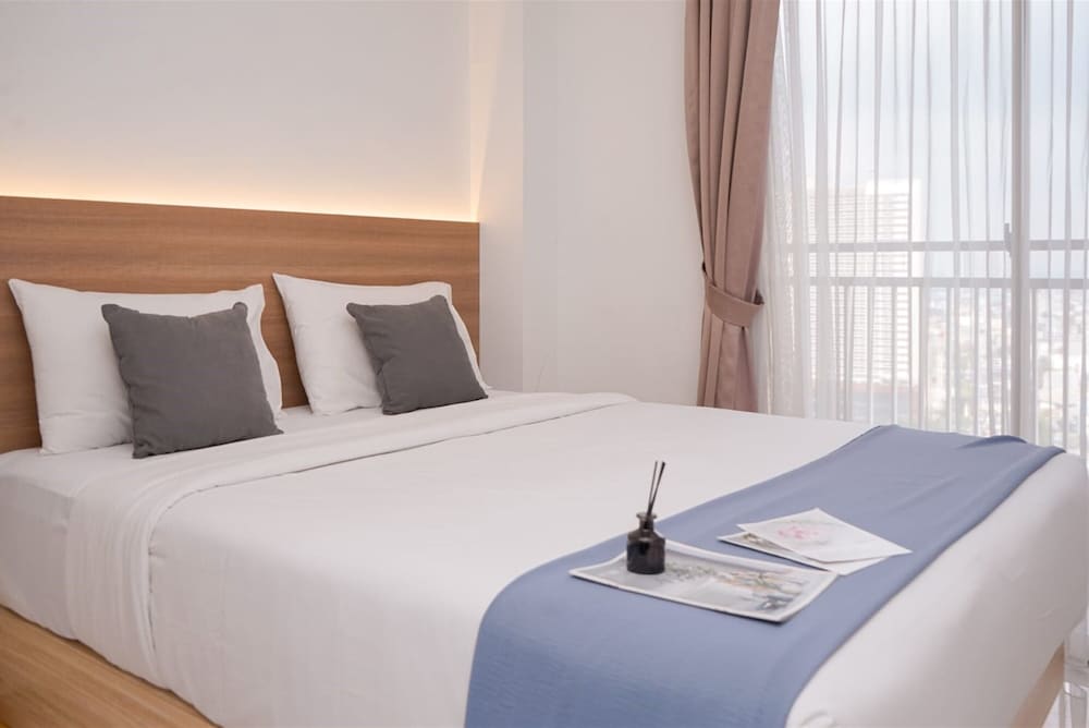 Minimalist Studio Room at Springwood Residence Tangerang Apartment