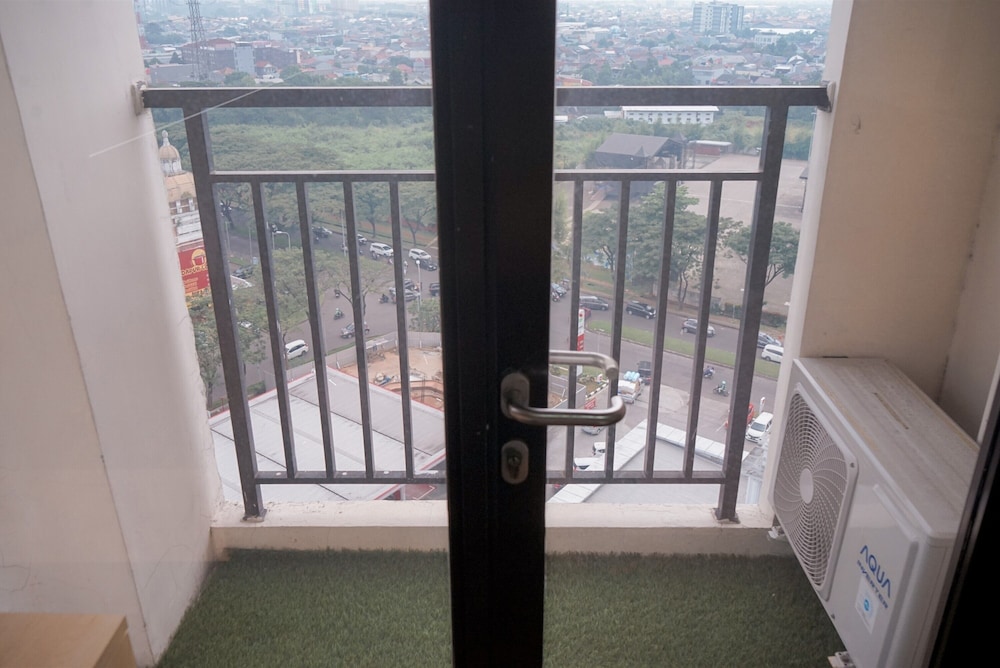 Cozy Studio at Atria Residence Gading Serpong Apartment