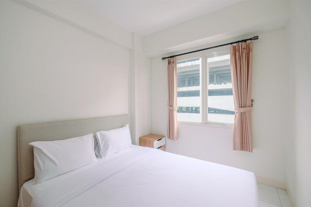 Cozy Stay 2BR Podomoro Golf View Apartment