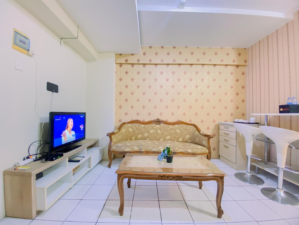Comfortable And Good Choice 2Br At Kebagusan City Apartment