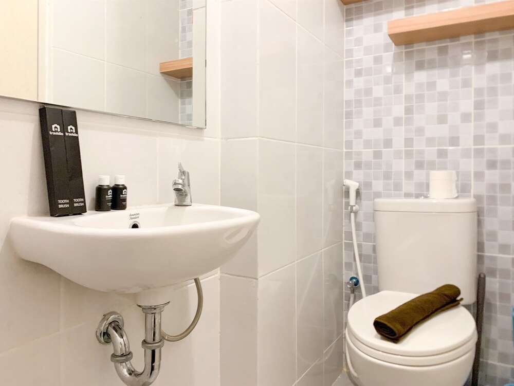 Tranquil And Homey Studio At Tokyo Riverside Pik 2 Apartment