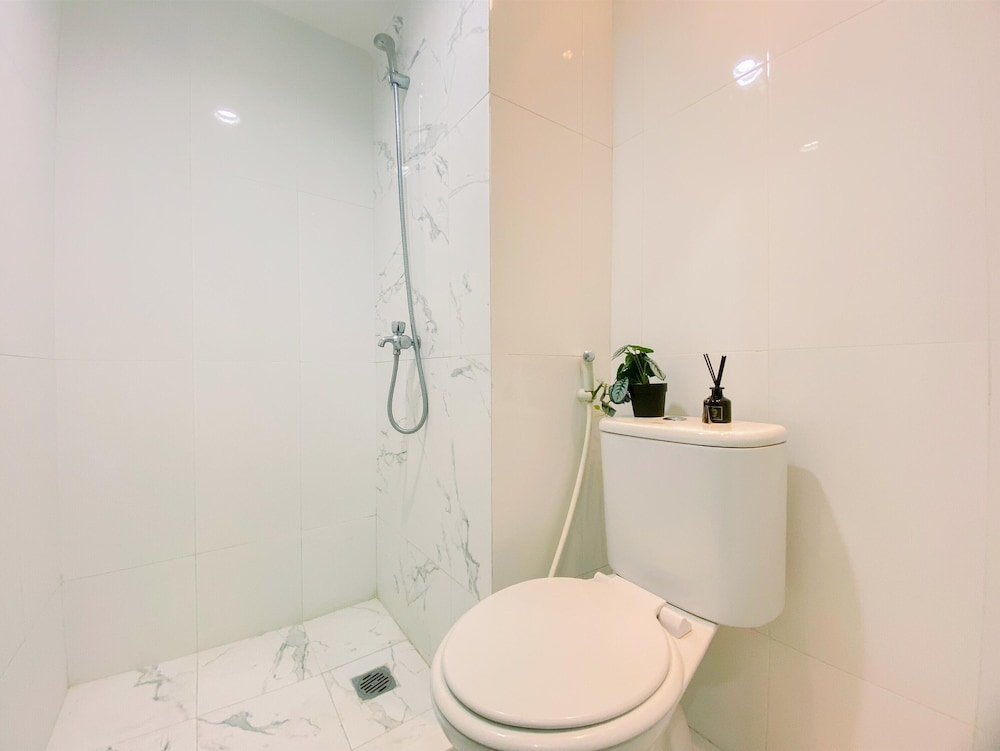Homey and Nice 2BR Podomoro Golf View Apartment