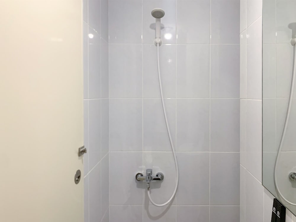 Minimalist And Restful Studio At Tokyo Riverside Pik 2 Apartment view 3
