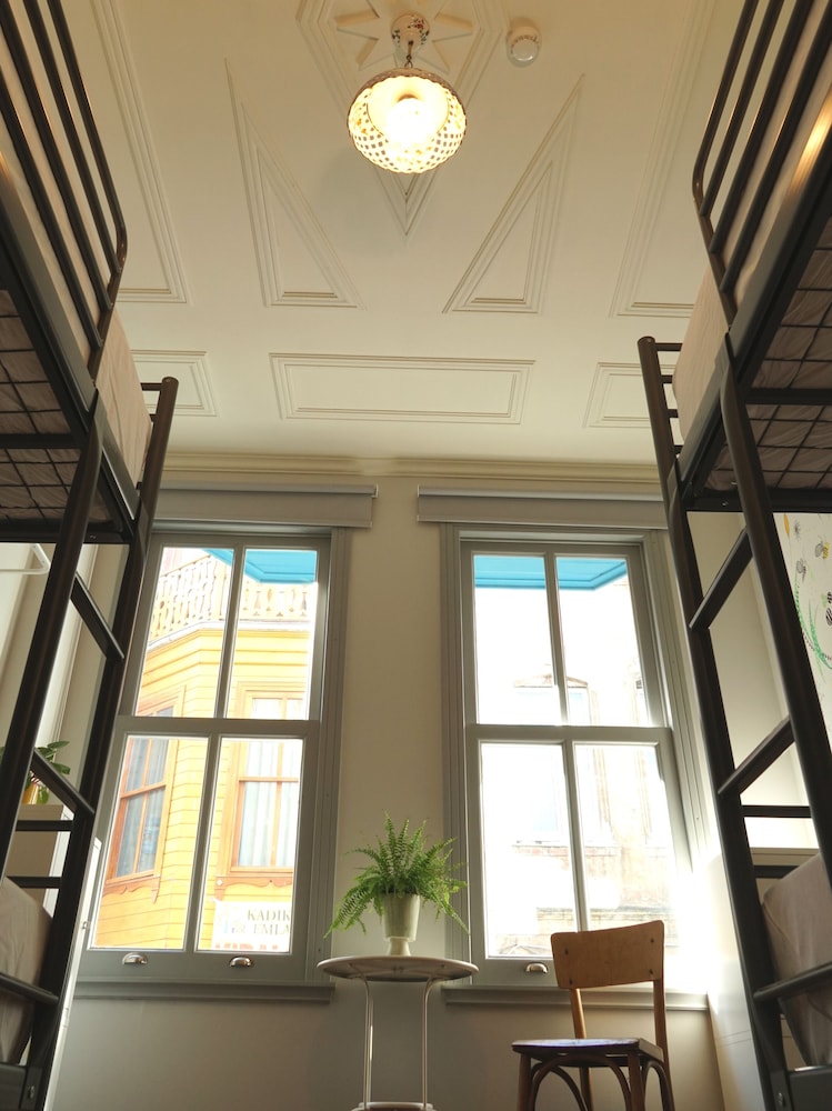 Tilas House No8 - Hostel