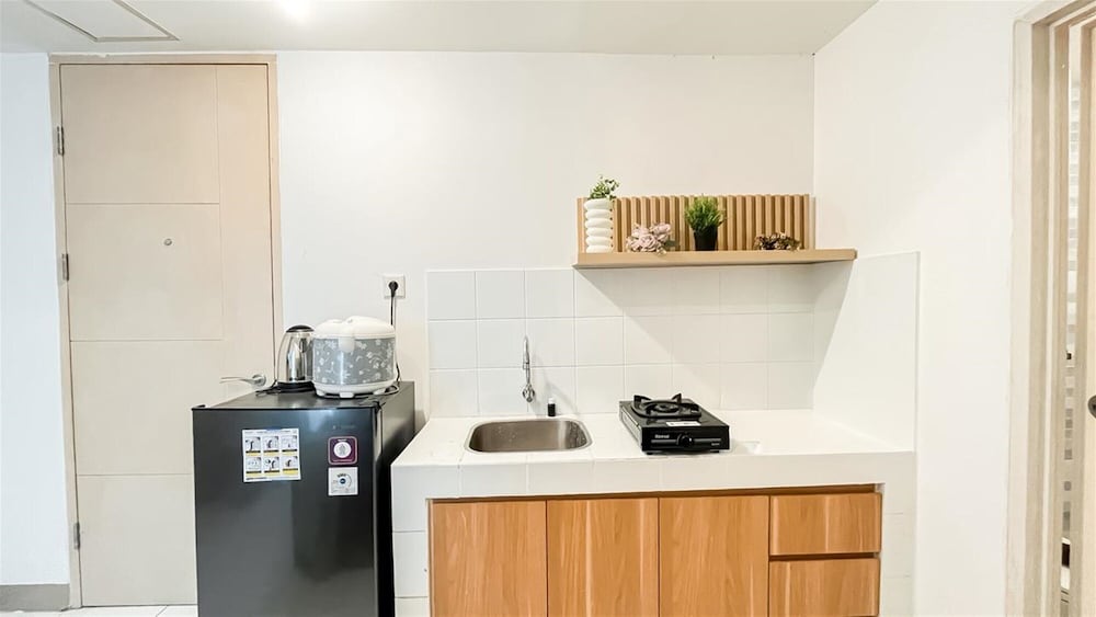 Minimalistic 2Br Near Tokyo Hub Apartment At Tokyo Riverside Pik 2