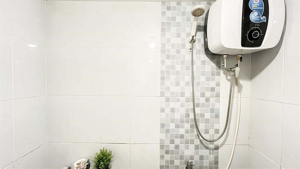 Minimalistic 2Br Near Tokyo Hub Apartment At Tokyo Riverside Pik 2