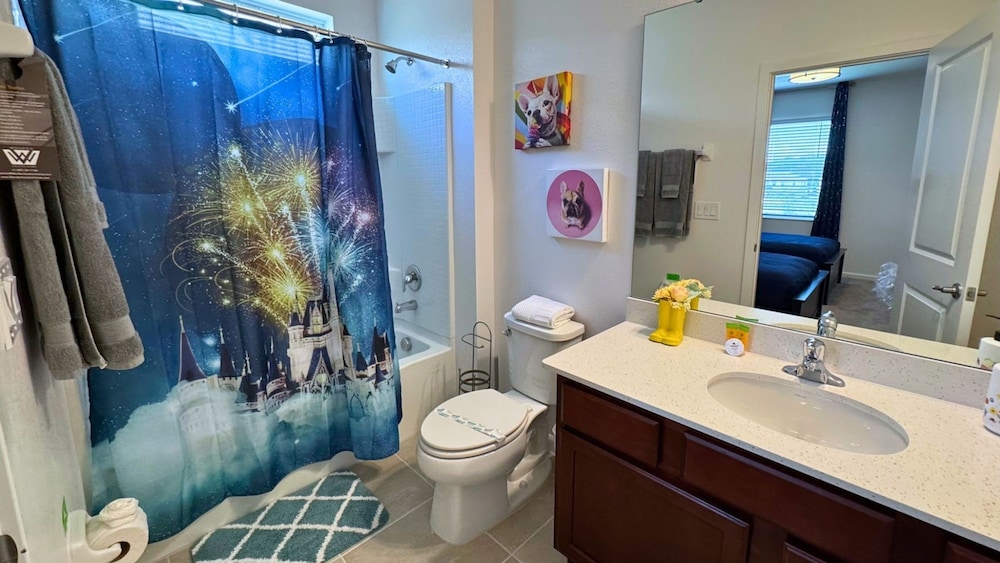 Family Friendly 12bd w Jacuzzi Veranda Palms 4401