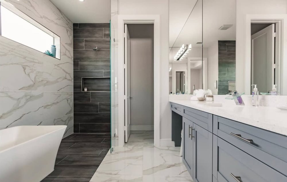 Exquisite Vanderbilt Beach Luxury Getaway