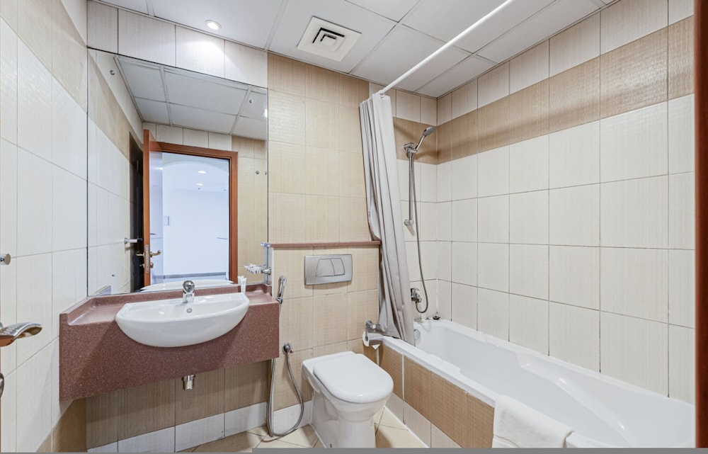 Marina Diamond 1 Short Stay