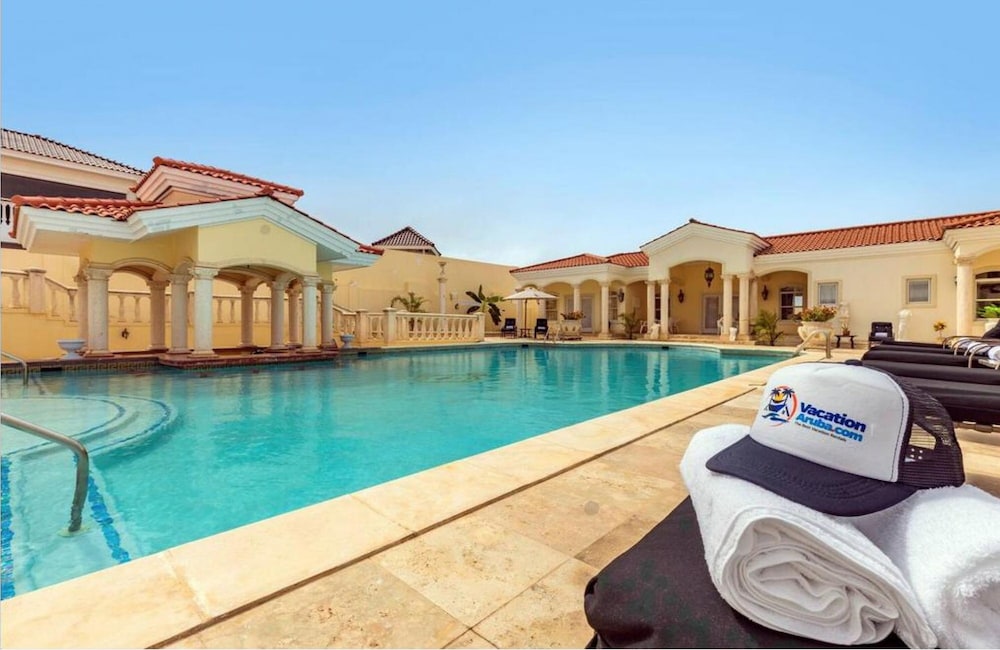 NEW Premium Luxury 2BR 3BA Pool House