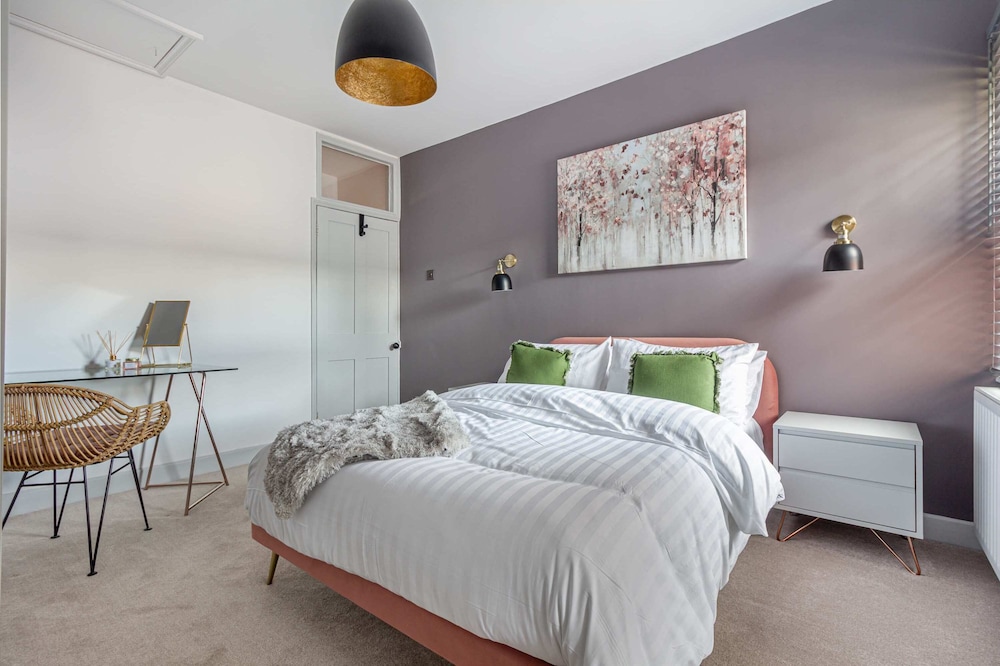 Host Stay Barton Road Retreat