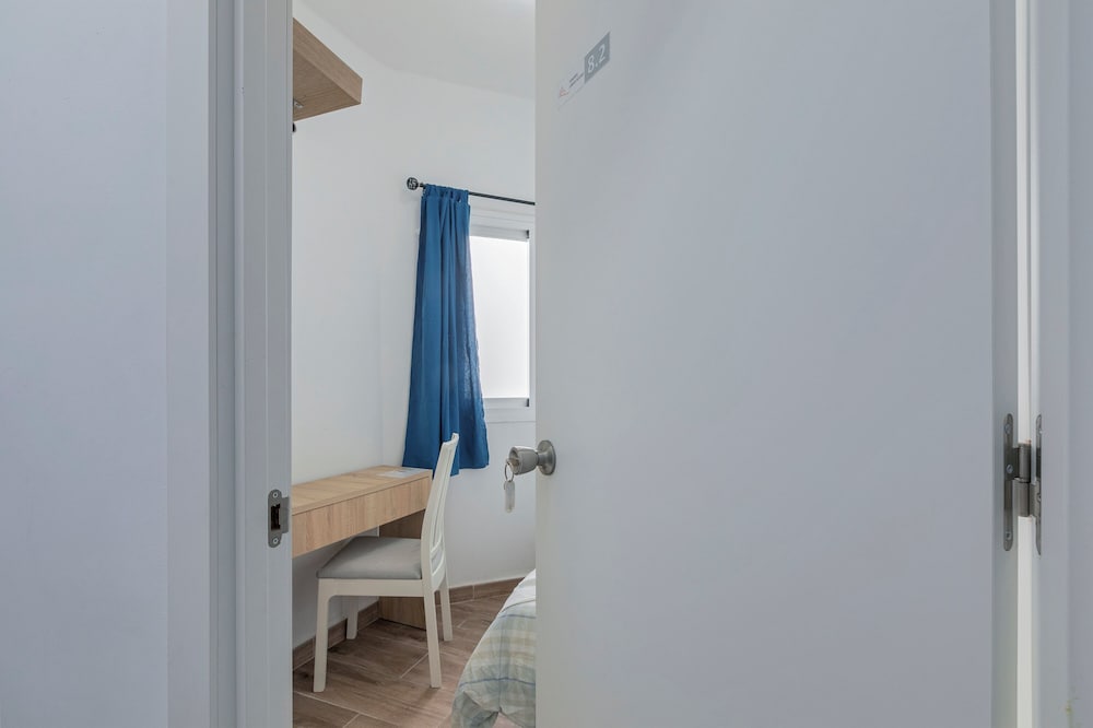 TENERIFE URBAN ROOMS