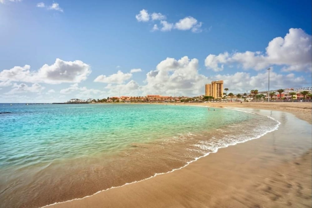 C Ntrico y a pie de Playa en los Cristianos