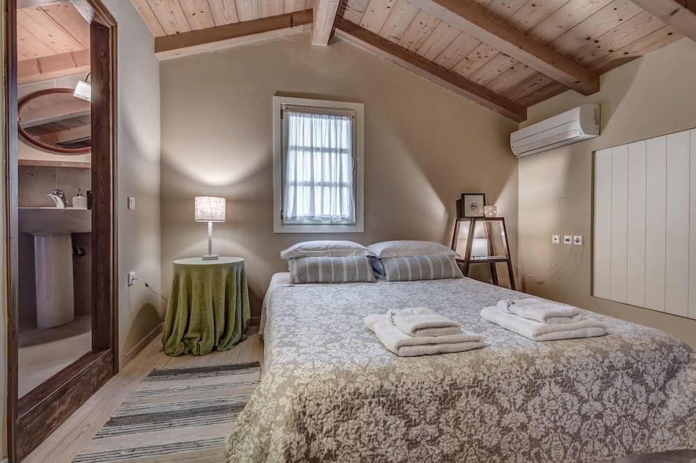 Mastrogiannis Farm House view 2