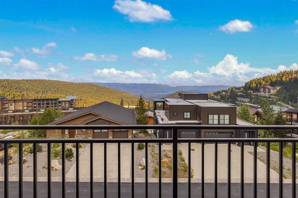 Selkirk Chalet in Sandpoint
