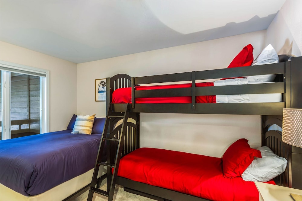 Snow Creek Peak Condo