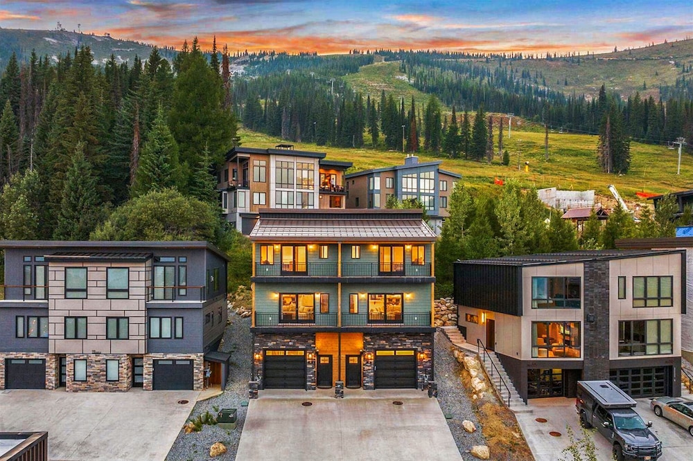 Selkirk Chalet in Sandpoint