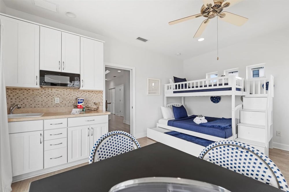 Beachfront 5BR Home With Ocean Views