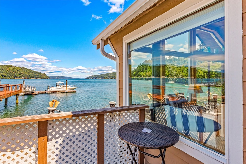 Utopia Cove in Union